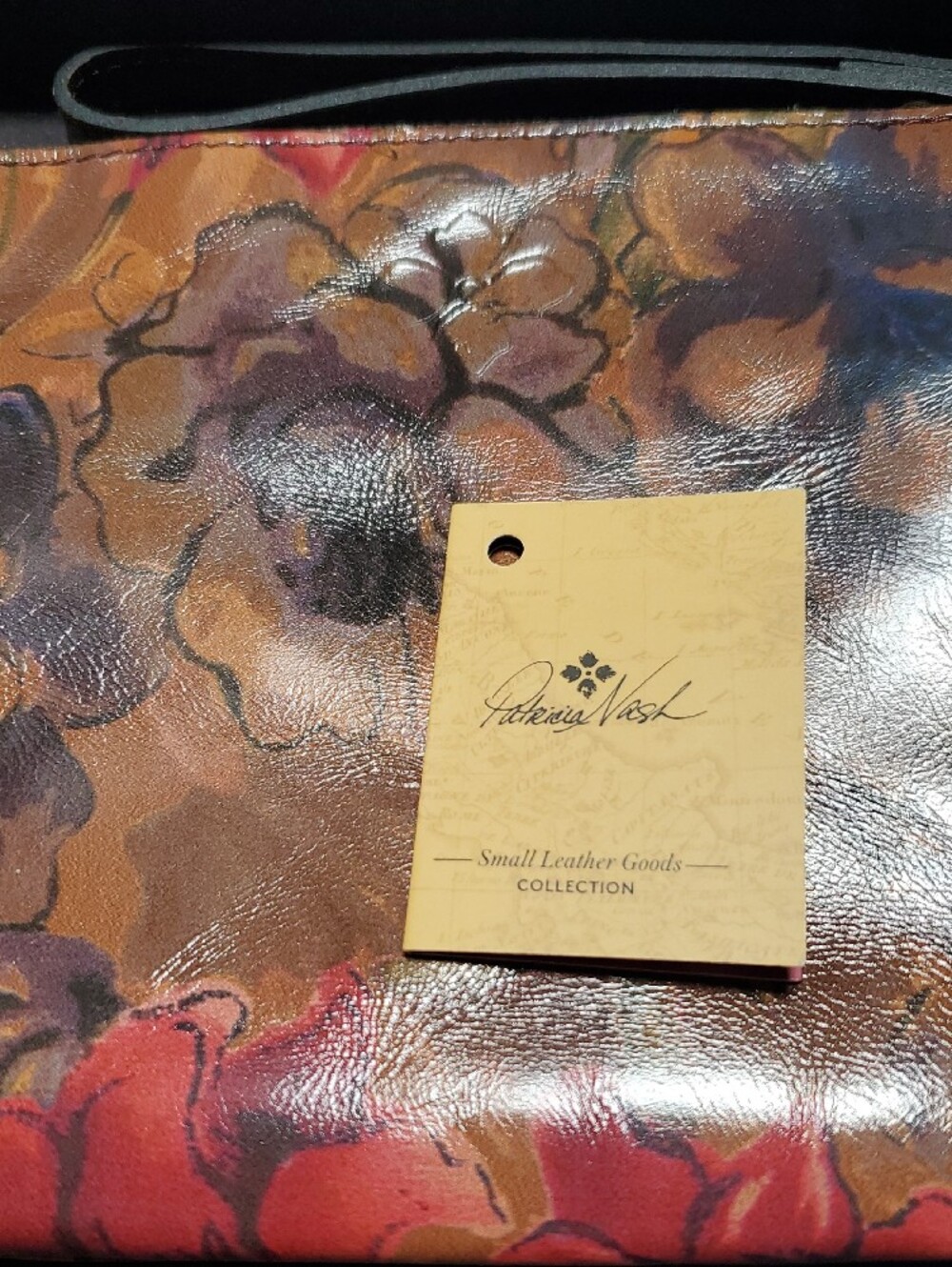 Patricia Nash Floral Wristlet. ACCEPTING REASONABLE OFFERS - Picture 2 of 7